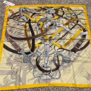 Hermes Carré 90 Cavalcodour Voltigeur Cavalcadour Voltigeur Silk Yellow Brown